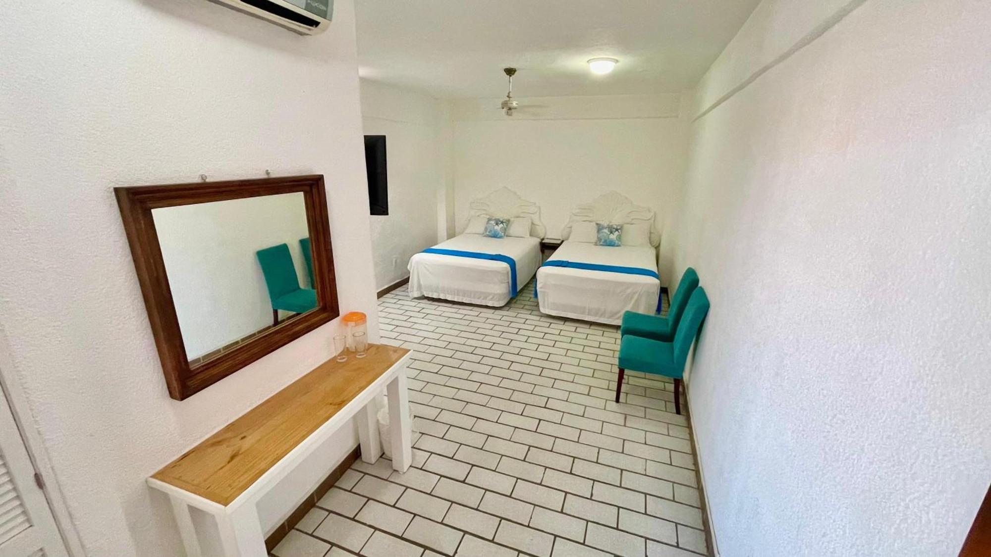 Отель Paloma Del Mar (Adults Only) Пуэрто-Вальярта Экстерьер фото
